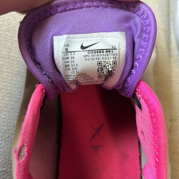 Women’s Nike Air Max Dia Platinum Tint Bright Violet - Picture 3 of 4